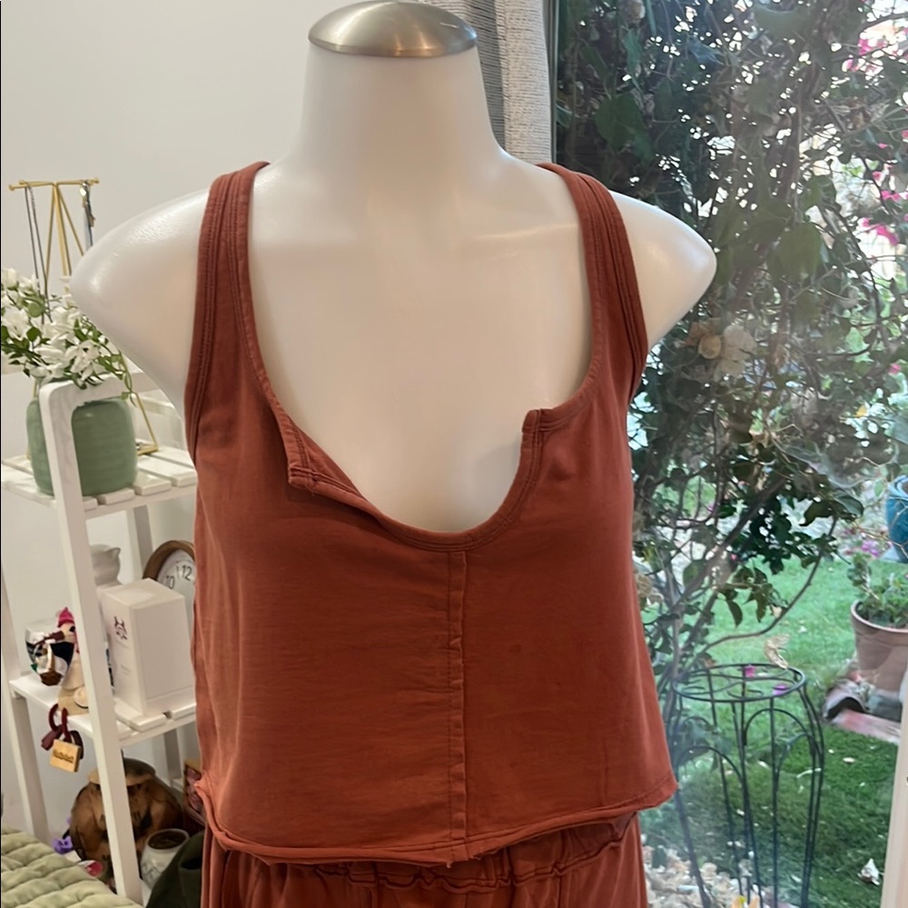 Rust Sleeveless Crop Top